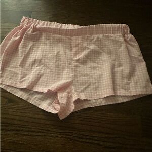 Edikted Pink Gingham boxer shorts